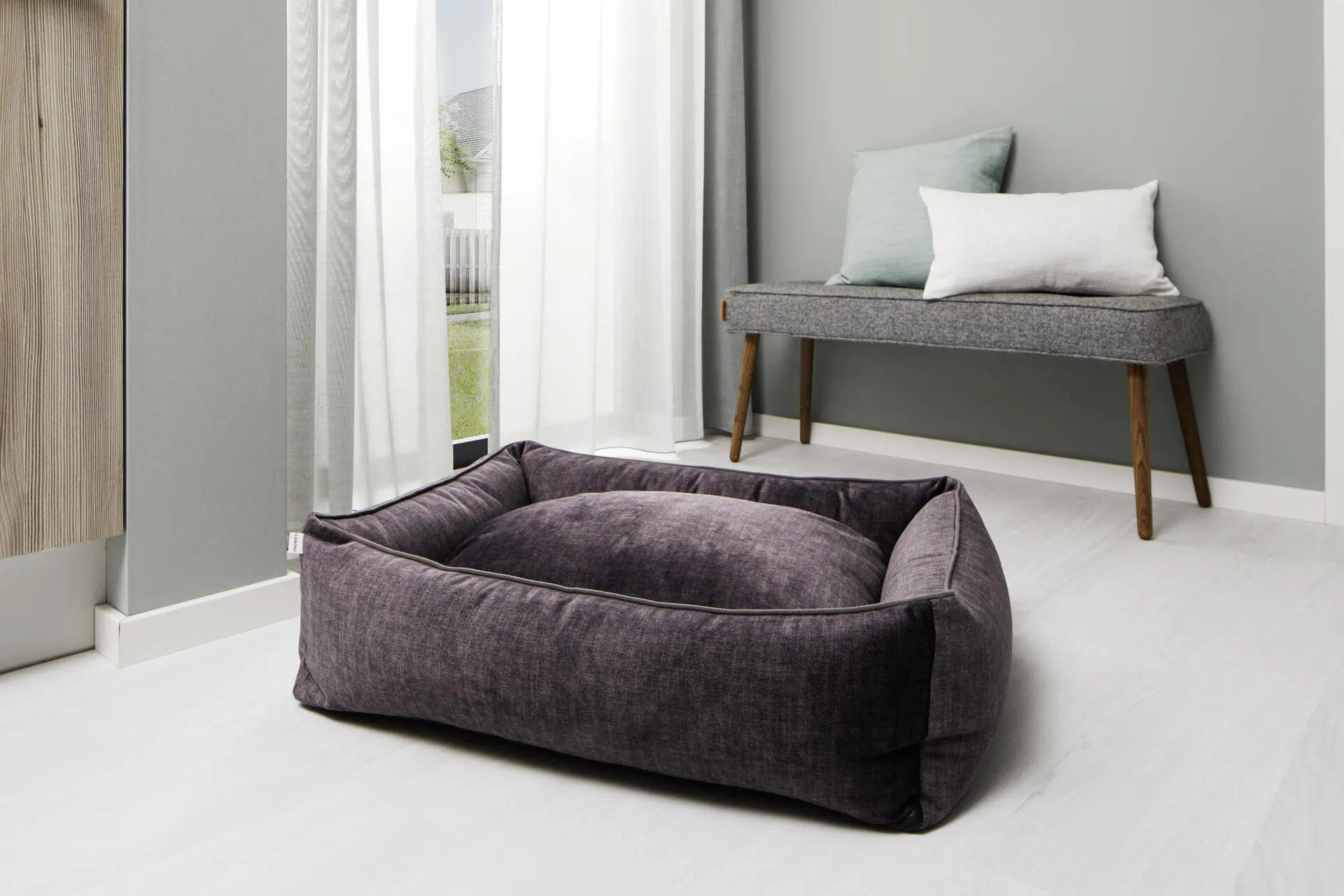 Laboni Orthopaedic Dog Bed Glam