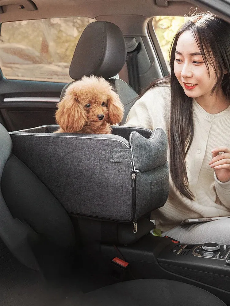 Portable Pet Safety Seat for Cars - Ideal for Small Dogs and Cats